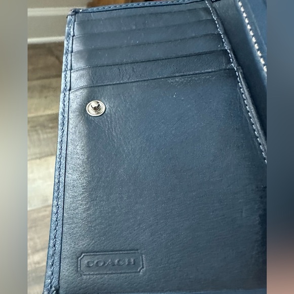 Vintage coach Hamilton wallet - Picture 4 of 8